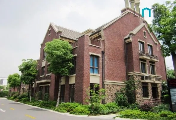 Standard 5-bdr Villa Roselane Garden