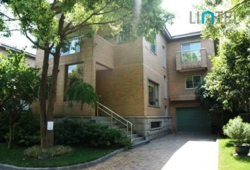 Standard 5-bdr Villa Villa Contemporary Spirit