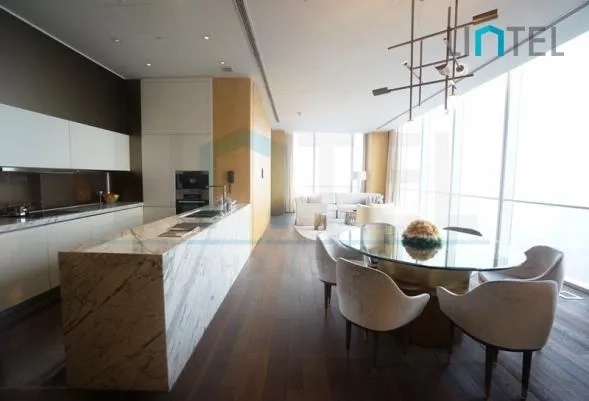 Standard A Type Unit Four Seasons Place(3)