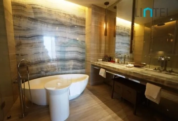 Standard A Type Unit Four Seasons Place(9)
