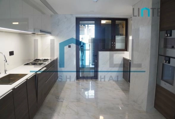 Standard Bigger 4-bdr Lakeville Luxe(4)