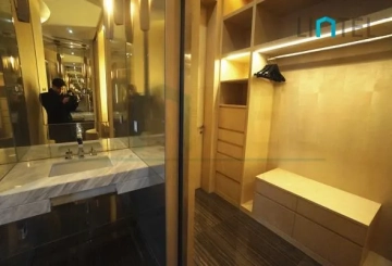 Standard C&D Type Unit Four Seasons Place(8)