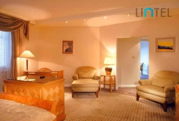 Standard Guest Suite Grosvenor House(7)