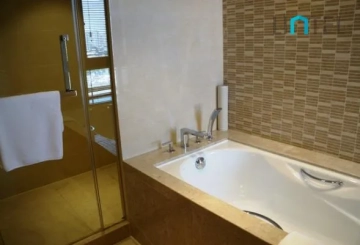 Standard Luxury 2-bdr Unit Lanson Place Aroma Garden(6)