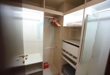 Standard Small 1-Bdr Unit Jing'an Residence 8(7)