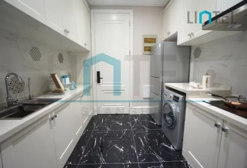 Standard Small 2-Bdr unit Cres Asia On the Bund(4)