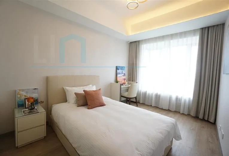 Standard Smaller 3-bdr Unit Central Residence II(11)