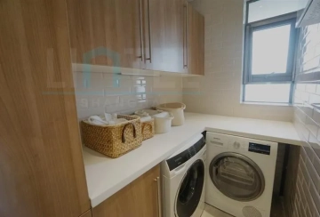 Standard Smaller 3-bdr Unit Central Residence II(14)