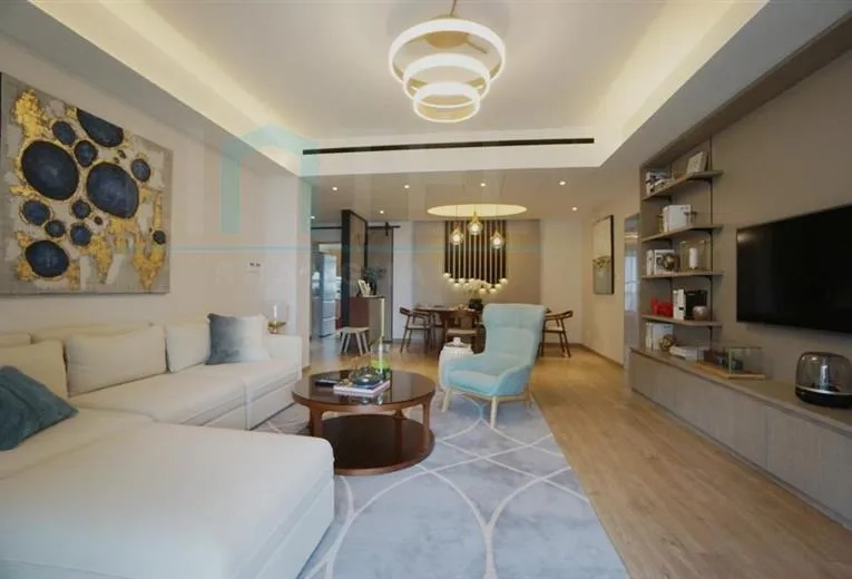 Standard Smaller 3-bdr Unit Central Residence II(3)