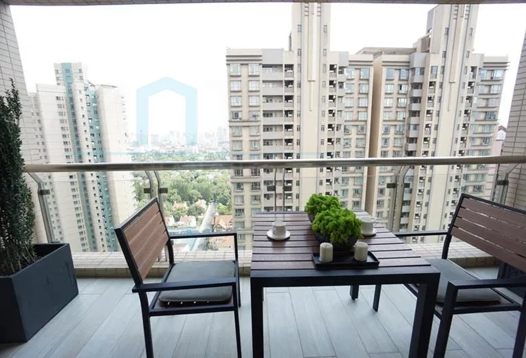 Standard Smaller 3-bdr Unit Central Residence II(5)