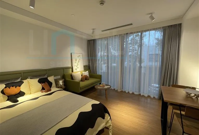 Standard Studio BASE Westbund(4)
