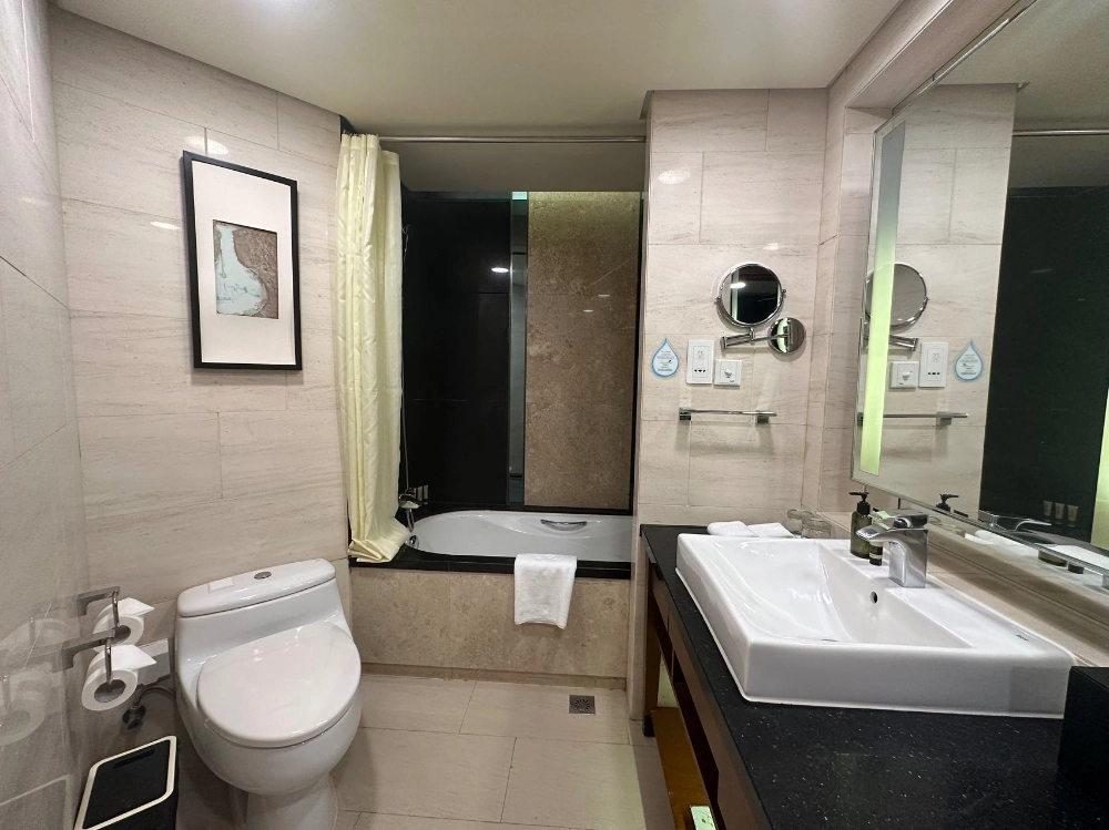 Standard Studio Executive Ascott Huaihai Road(4)