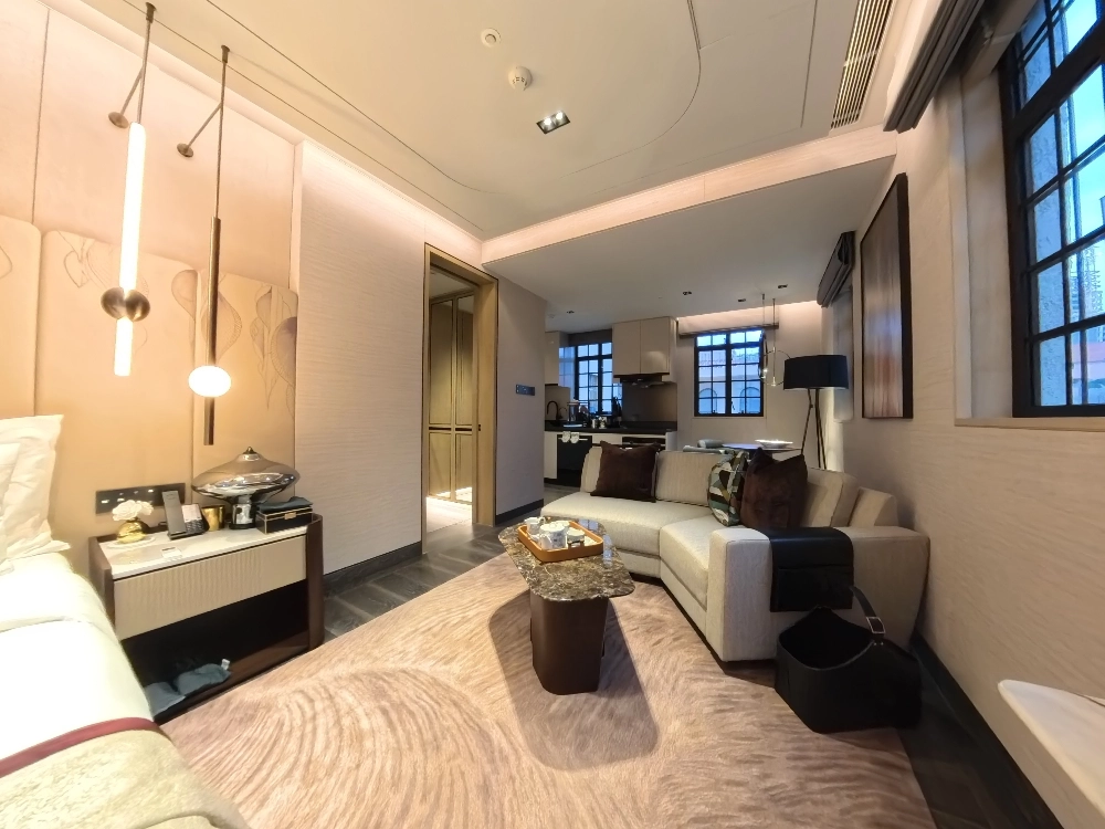 Standard Studio Haig Court