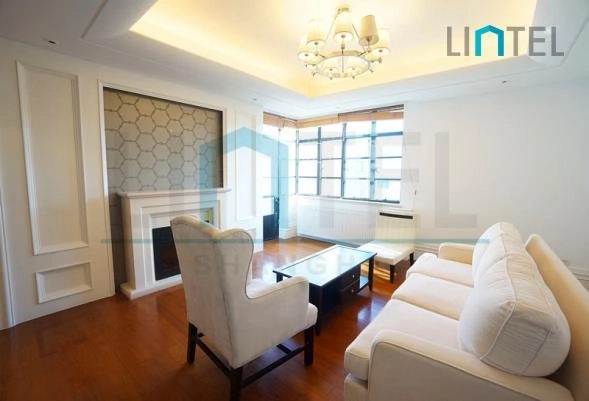 Standard Unit B Gascogne Apartments
