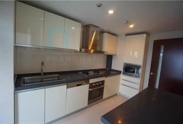 Standard big 2-bdr Unit Jing'an Residence 8(5)