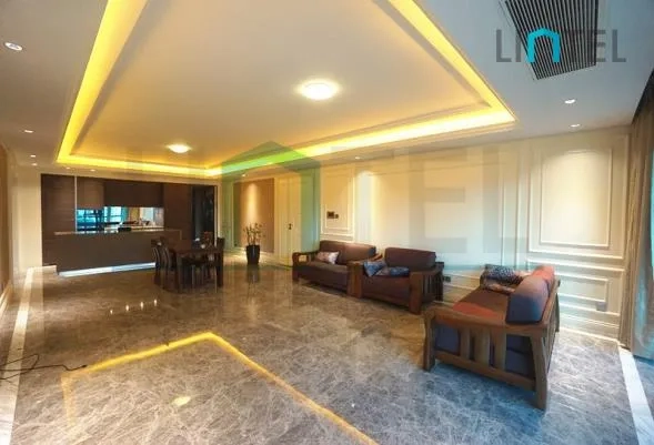 Standard big 3-bdr Unit Eight Park Avenue(3)
