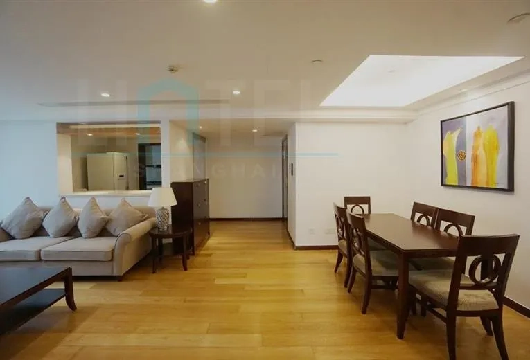 Standard bigger 3-bdr Jing'an Residence 8(3)