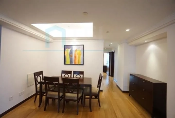 Standard bigger 3-bdr Jing'an Residence 8(4)
