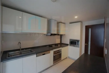 Standard bigger 3-bdr Jing'an Residence 8(6)