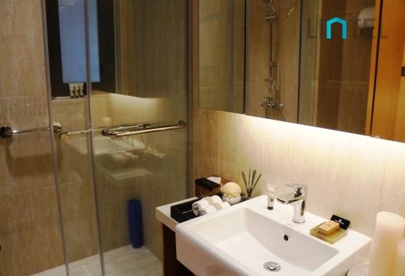 Standard small 2-bdr Unit Green Court Place(7)