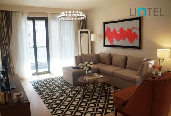 Standard small 3-bdr Unit Green Court Place(2)