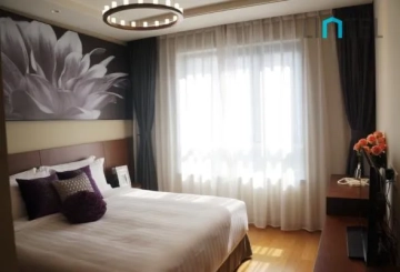 Standard small 3-bdr Unit Green Court Place(6)
