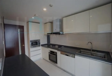 Standard smaller 3-bdr Jing'an Residence 8(5)