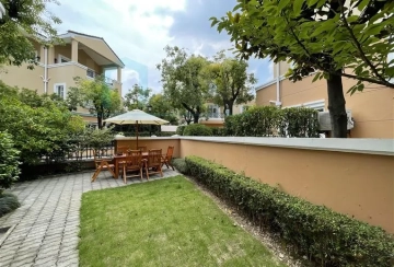 The Kensington Villa Windsor Park(3)