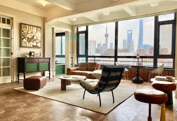 Lintel:PPL Square & The Bund