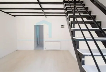 镇宁路275弄11号3楼(2)