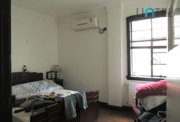 愚园路585号3楼(5)
