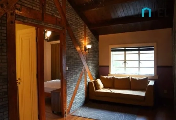 建国西路384弄35号4楼