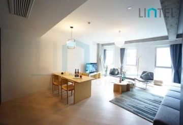 佰舍新天地行政两居室