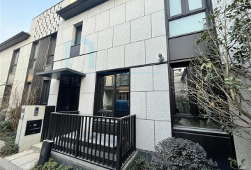 蟠龙臻园77弄12号