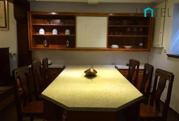 巨鹿路820弄2号(2)