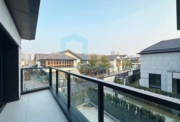 蟠龙景园西区28号(10)
