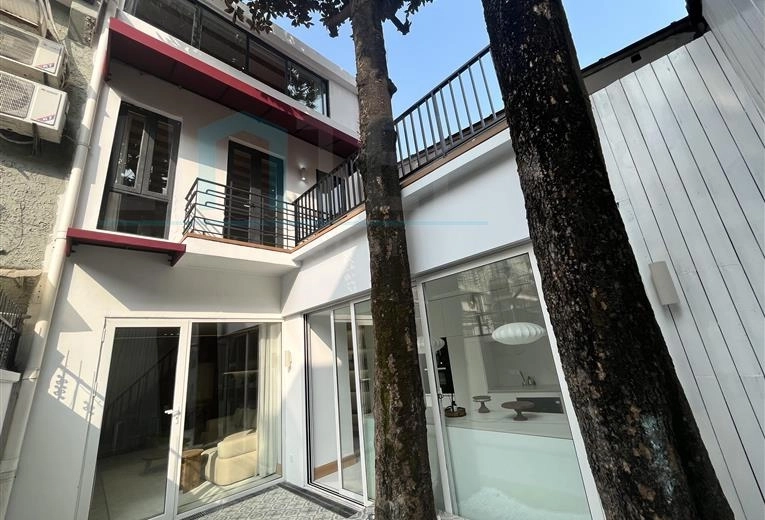 新闸路1340弄34号