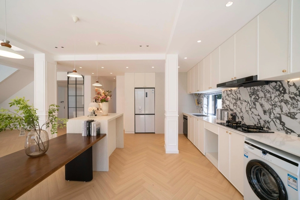 久事西郊花园523号(8)