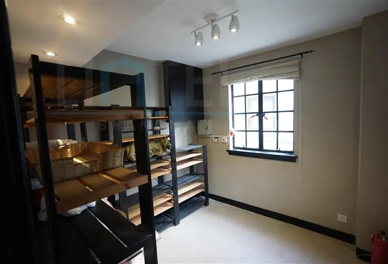 新闸路1340弄54号(16)
