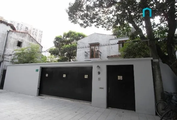 建国西路365弄9号