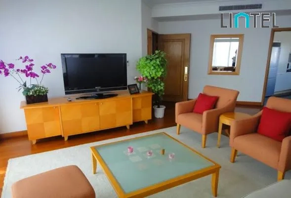 华山公寓顶楼复式(2)