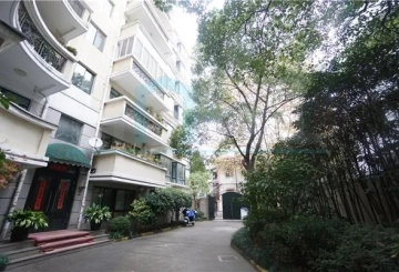 淮海中路1696弄8号101室(18)