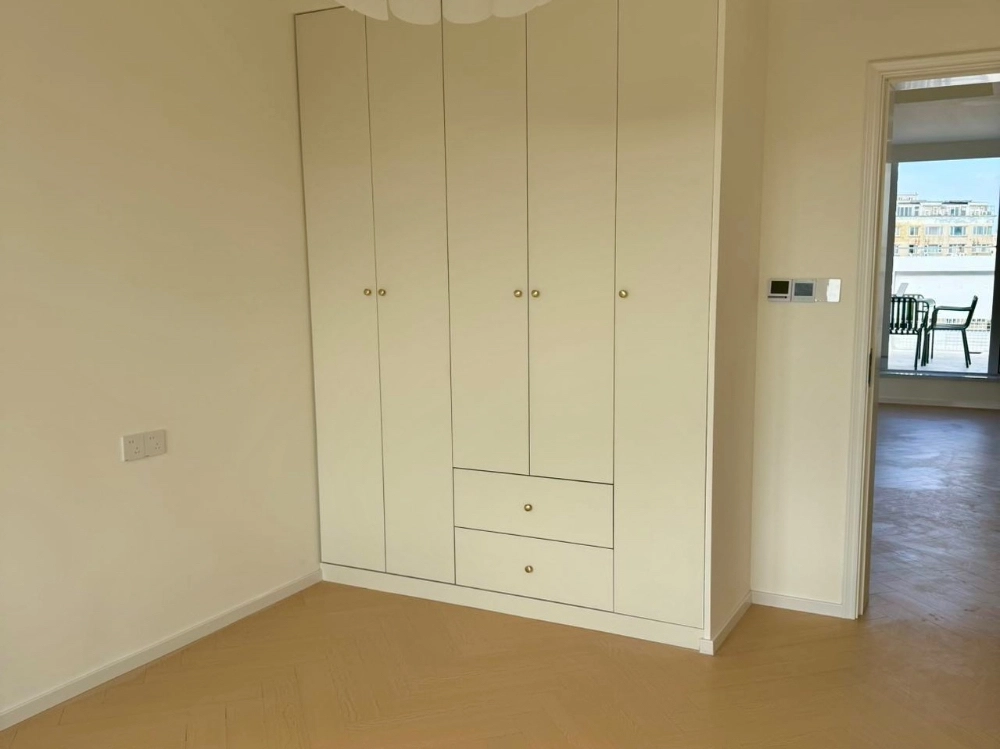 虹桥光大花苑10号1102室(14)