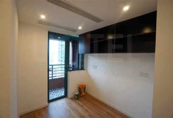 东方剑桥御庭园C号2404室(10)