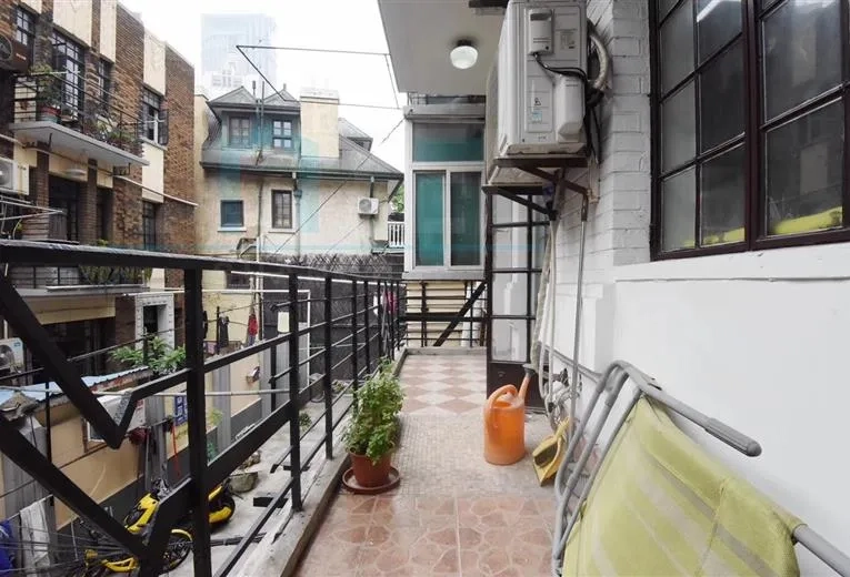 南阳路30弄3号3室(2)