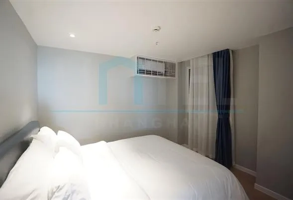 上海馨乐庭延安西路公寓酒店3311室(5)