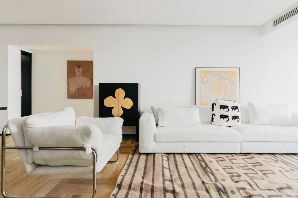 东方曼哈顿9号3701室(3)