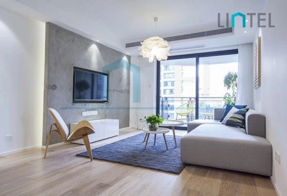 东方曼哈顿8号402室