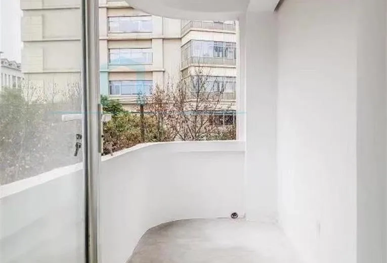 乌鲁木齐中路1号404室(8)