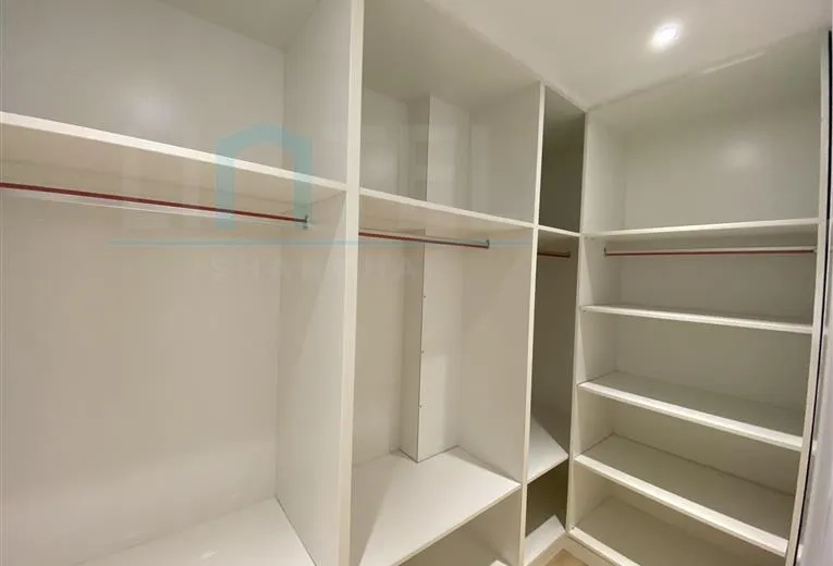 巨鹿路820弄60号408室(15)